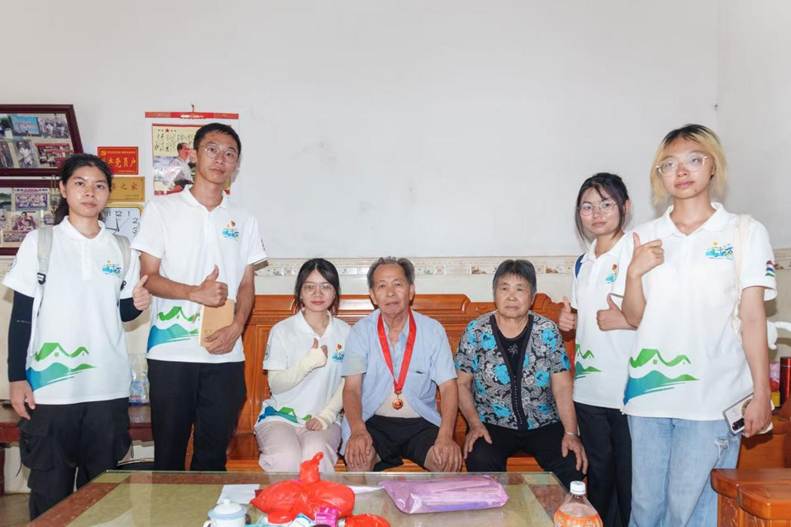 53cf5180ce80fa95031accddbc80457