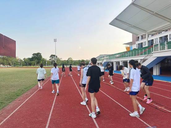 9493d11a614304721a025cec226a81c4